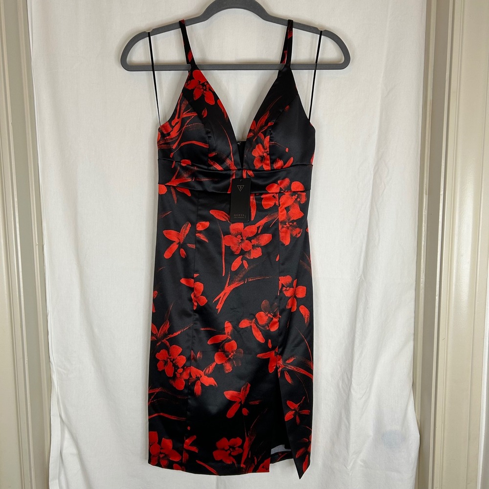 Guess NWT Los Angeles Black Red Floral Print V-Neck Bodycon Mini Dress